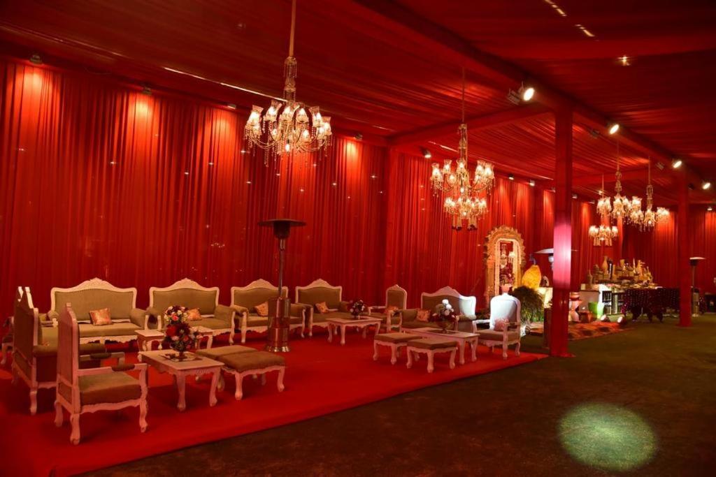 Park Inn By Radisson Gurgaon Bilaspur Manesar Exterior foto